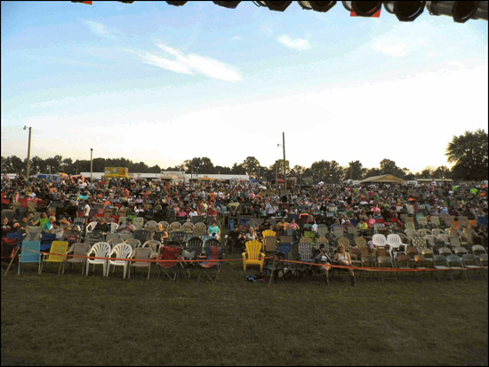 2013 15 Crowd